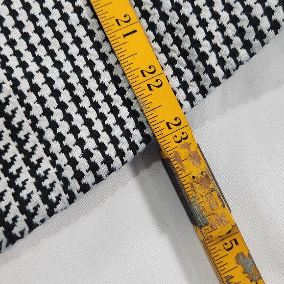 Calvin Klein Houndstooth Open-Front Jacket Medium
Lot H - Picture 5 of 7